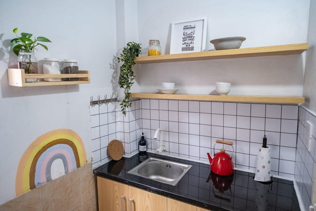 Những căn nhà biến hình đẹp không ngờ sau cải tạo, gây sốt mạng xã hội - 4